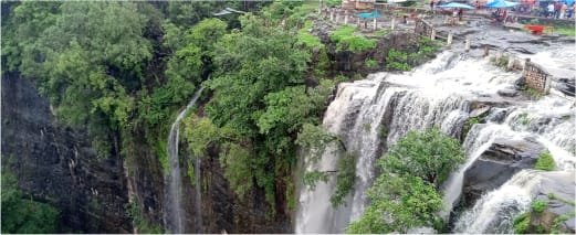 Kakra Khoh Waterfall 